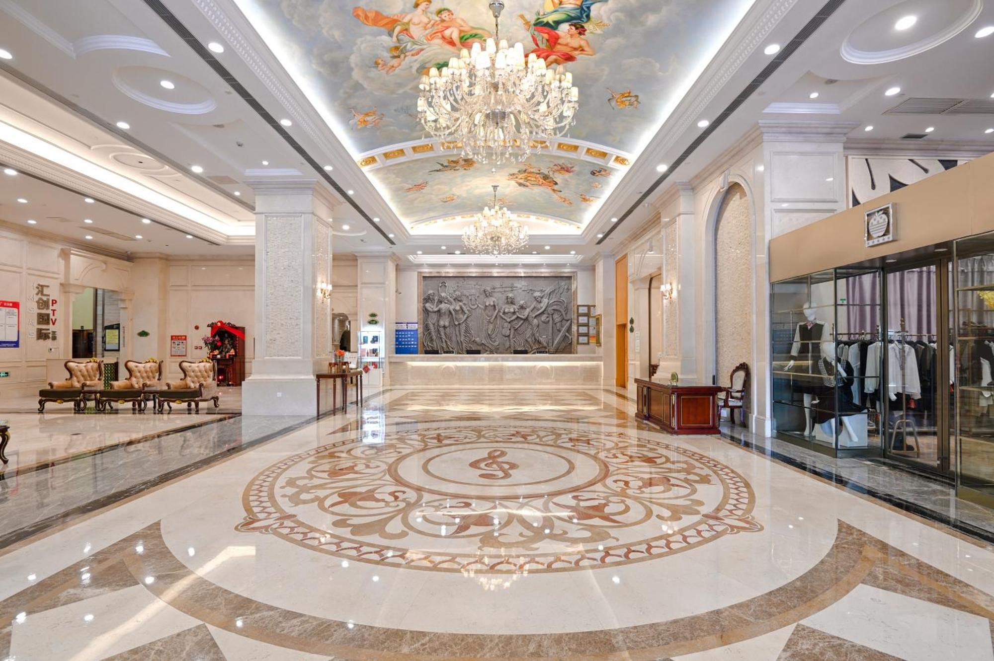 Vienna International Hotel Guangzhou Baiyun International Conference Center Экстерьер фото